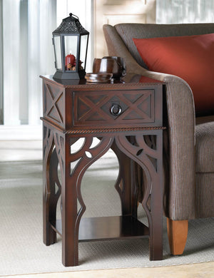 MOROCCAN-STYLE SIDE TABLE